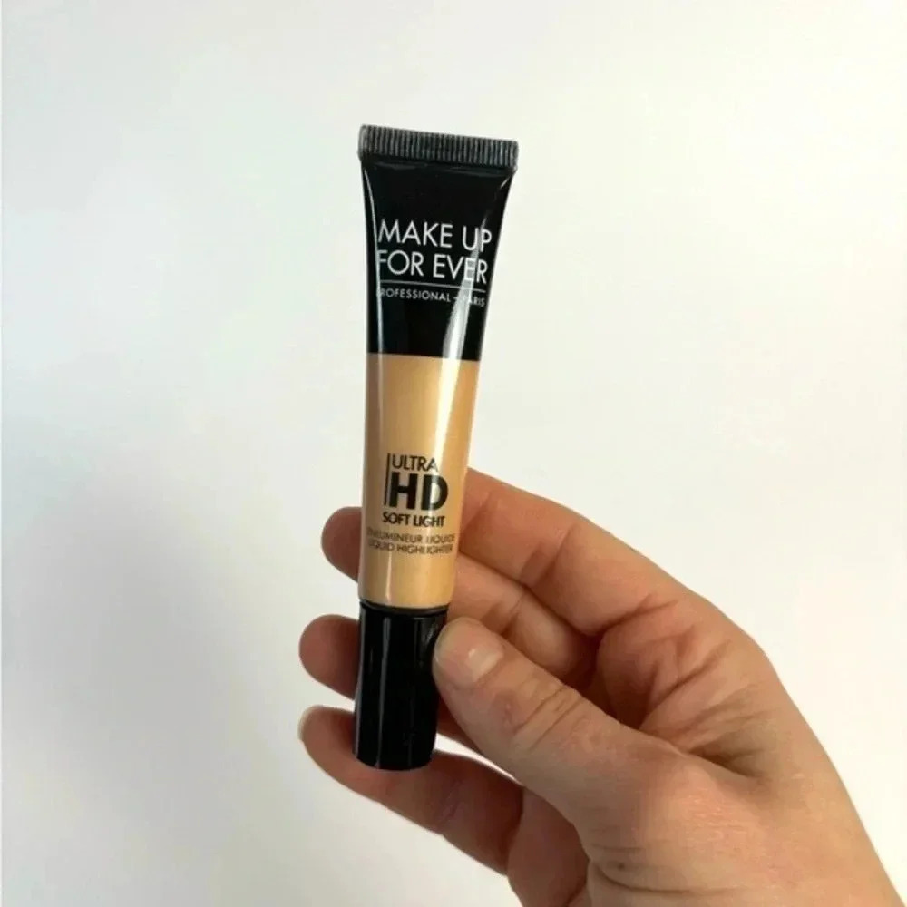 NWT Makeup Forever Ultra HD Soft Light Liquid Highlighter- 30 shade